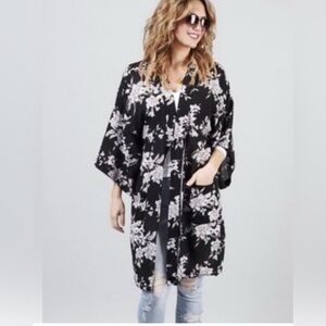 Spiritual Gangster Maya Kimono/Robe/Beach Cover up - One Size - Like New